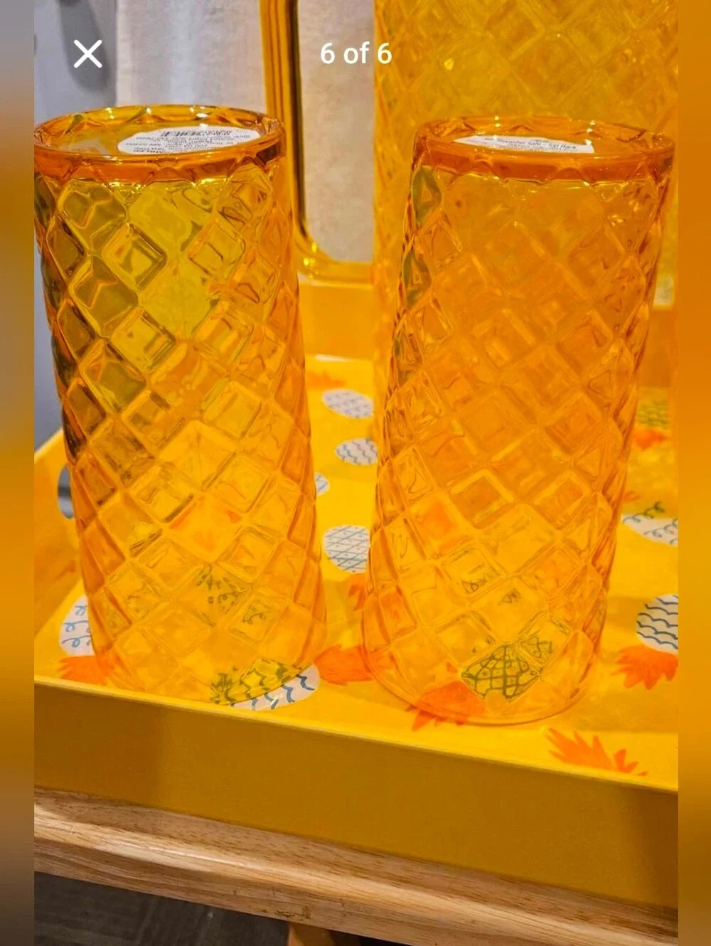 PINEAPPLE THEMED DRINK SERVING SET